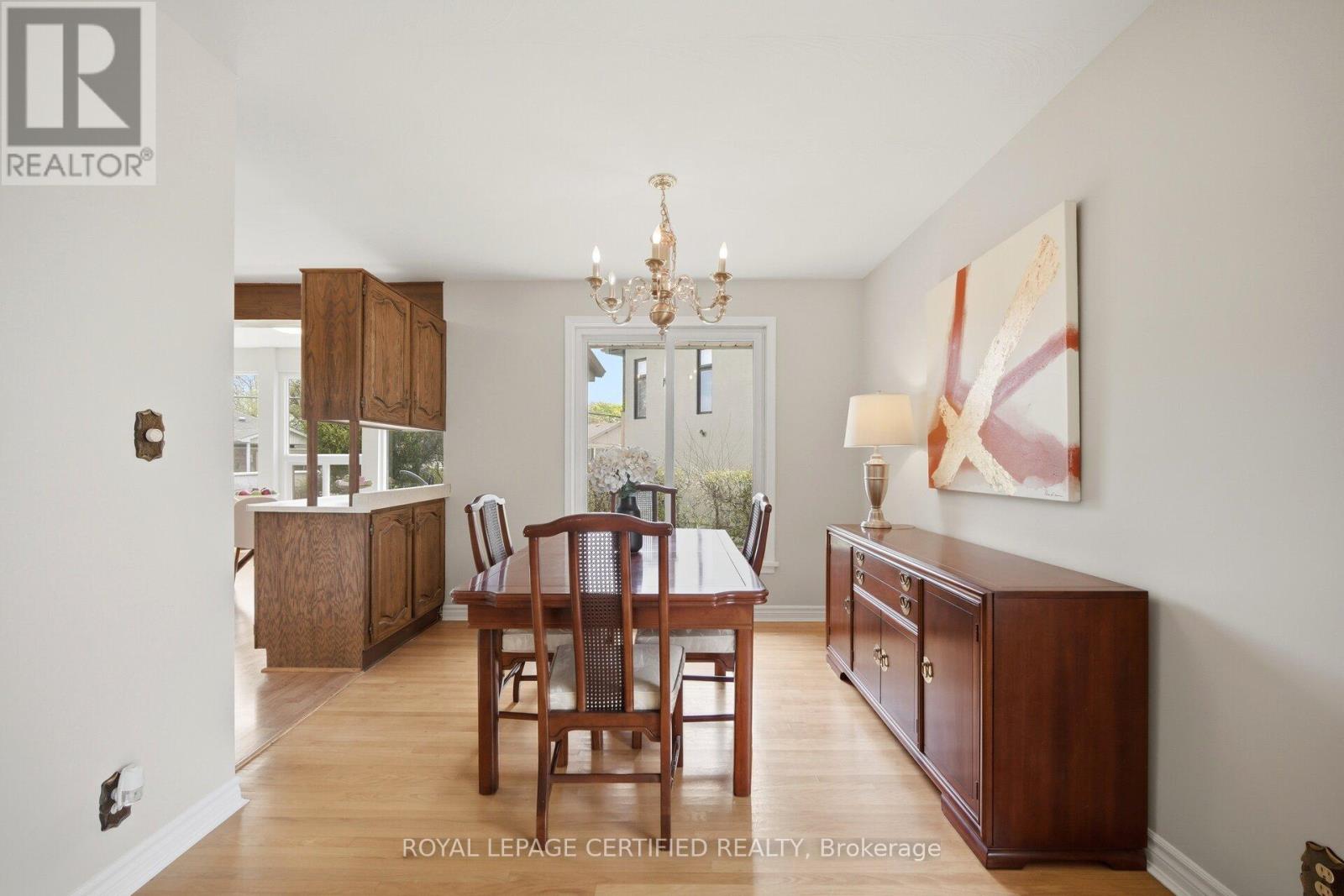 34 Warbeck Place, Toronto, Ontario  M9R 3C3 - Photo 9 - W13138628