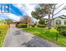 34 WARBECK PLACE, Toronto, Ontario