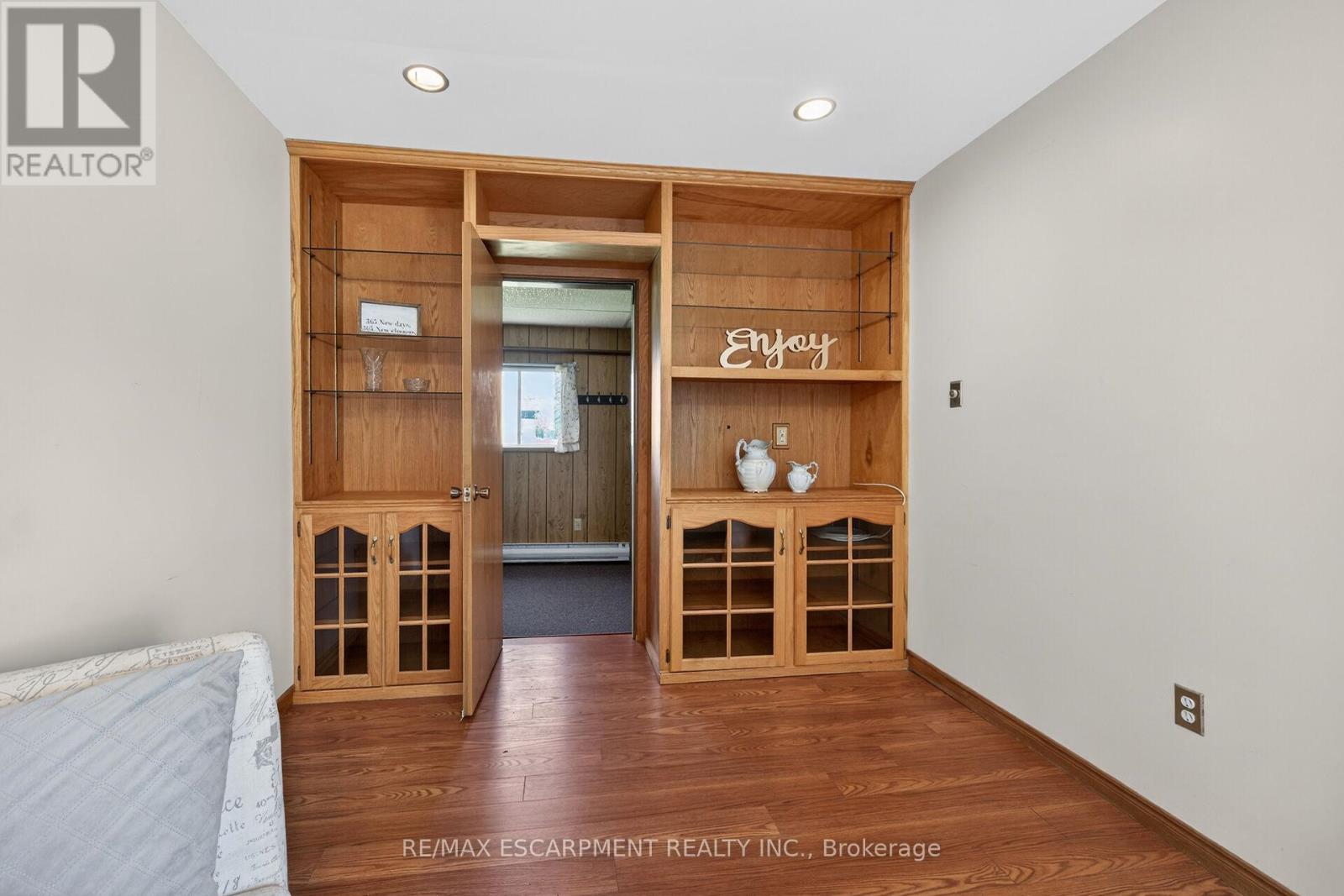 81 Fishcarrier Street N, Haldimand, Ontario  N0A 1E0 - Photo 14 - X13138576
