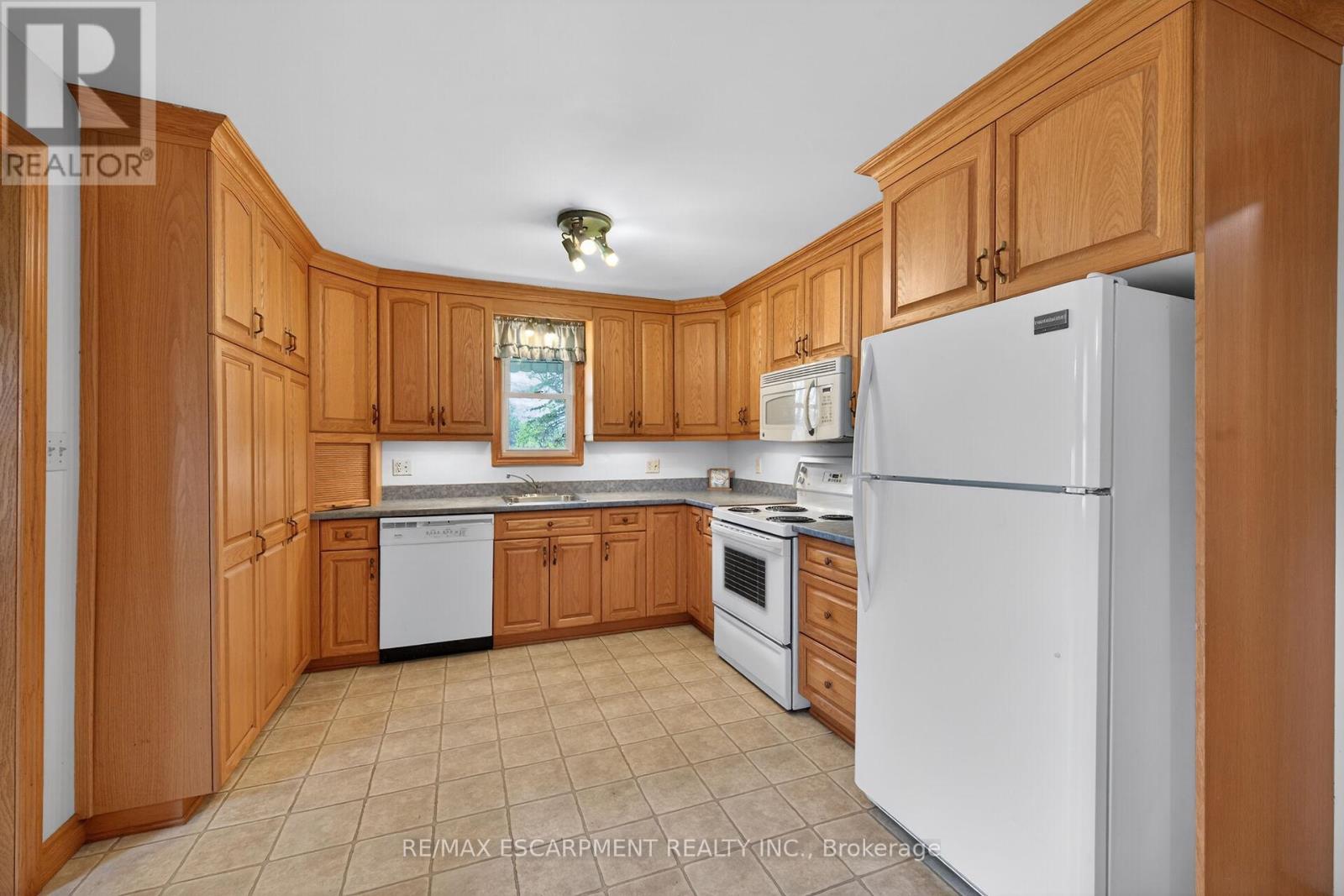 81 Fishcarrier Street N, Haldimand, Ontario  N0A 1E0 - Photo 20 - X13138576