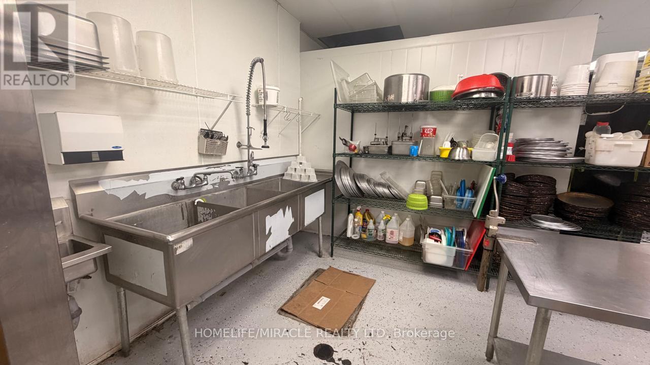 2 - 206 King George Road, Brantford, Ontario  N3R 5L3 - Photo 16 - X13138622