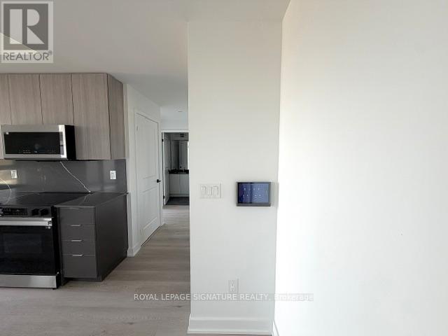 1202 - 2075 Lakeshore Road, Burlington, Ontario  L7R 0H3 - Photo 5 - W13126424