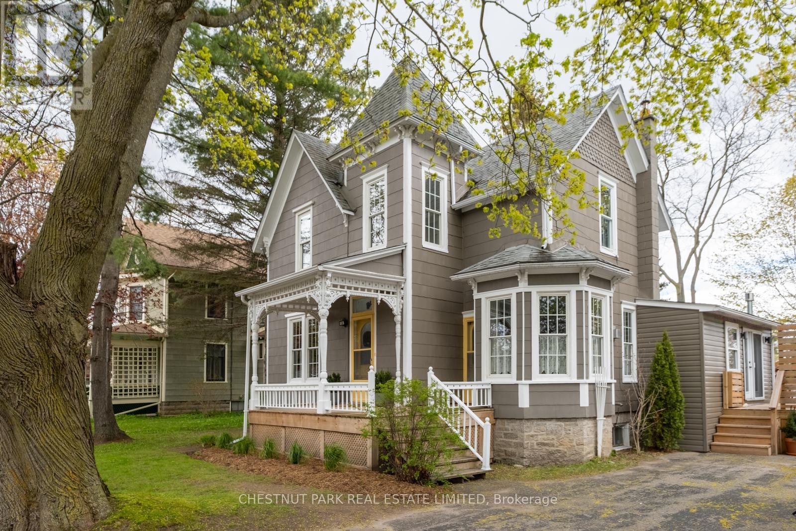16 JOHNSON STREET, Prince Edward County, Ontario