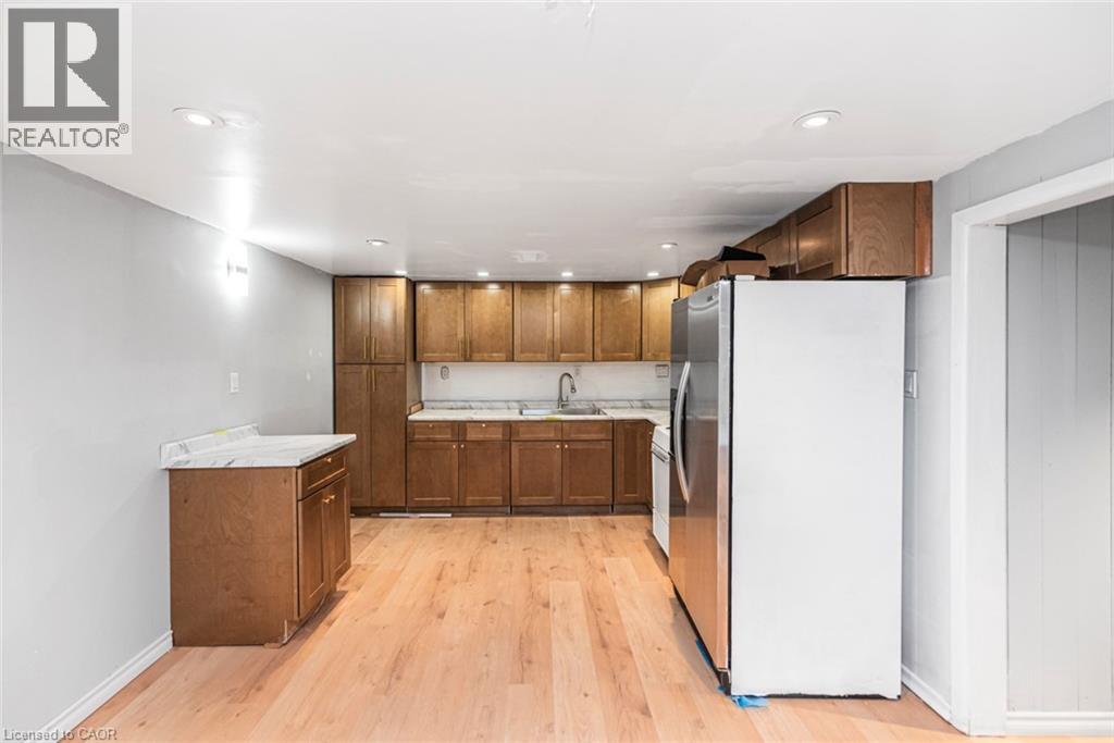 112 Nash Road S, Hamilton, Ontario  L8K 4J7 - Photo 2 - 40827549