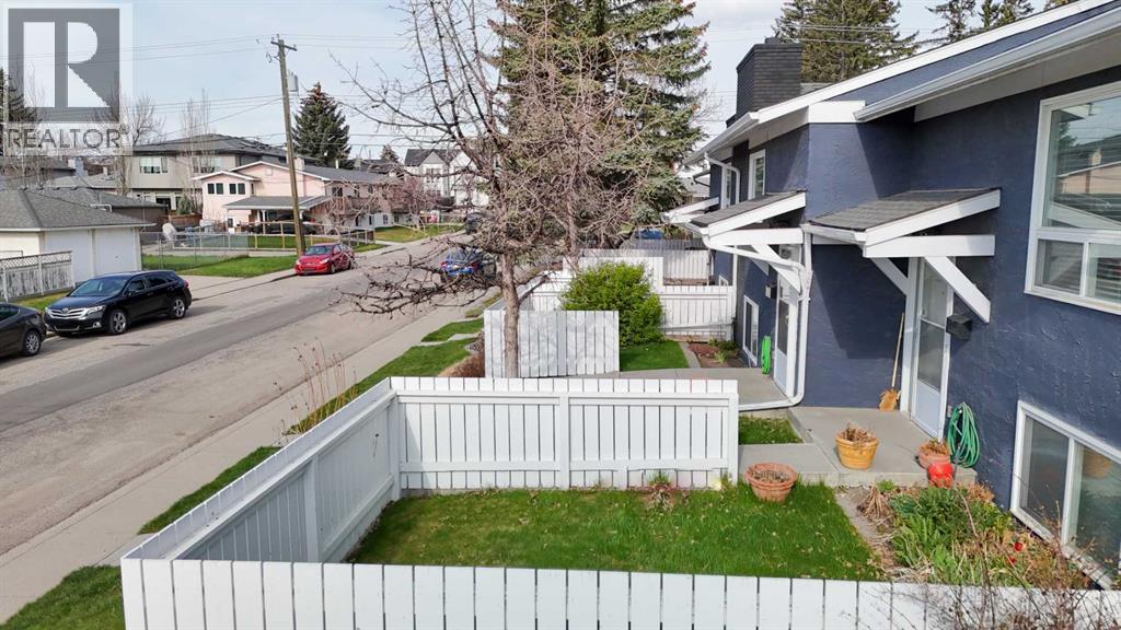 3004 25 Avenue SW, Calgary, Alberta  T3E 0K4 - Photo 6 - A2308879