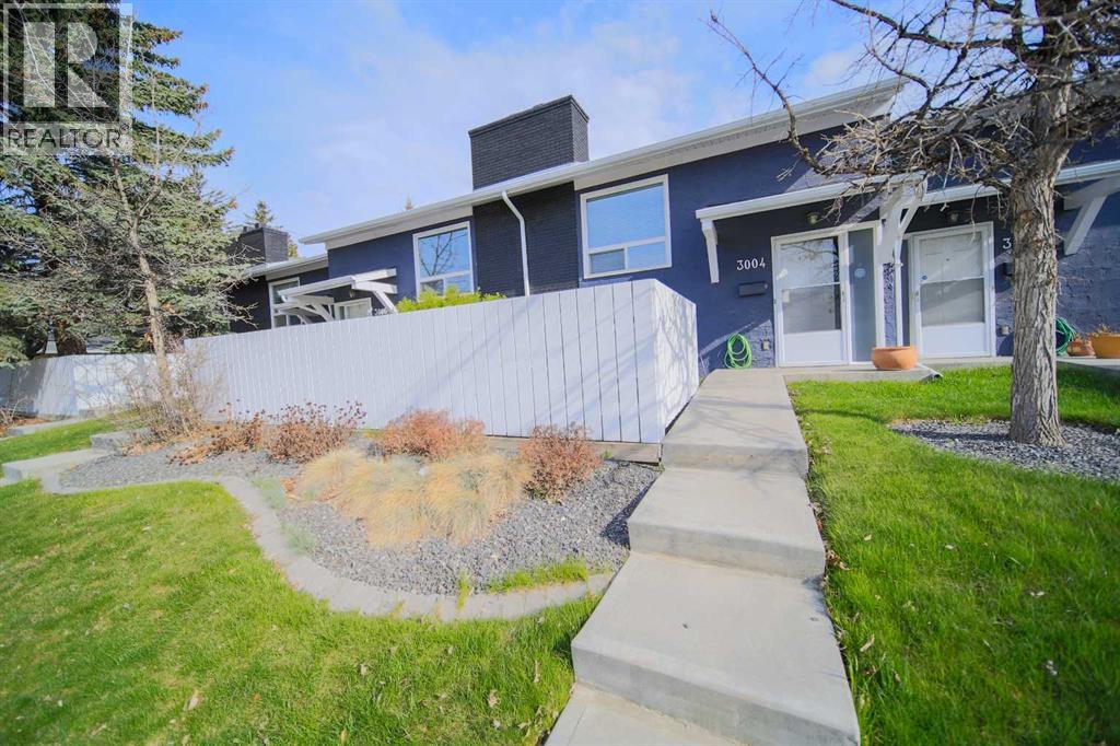 3004 25 Avenue SW, Calgary, Alberta  T3E 0K4 - Photo 3 - A2308879