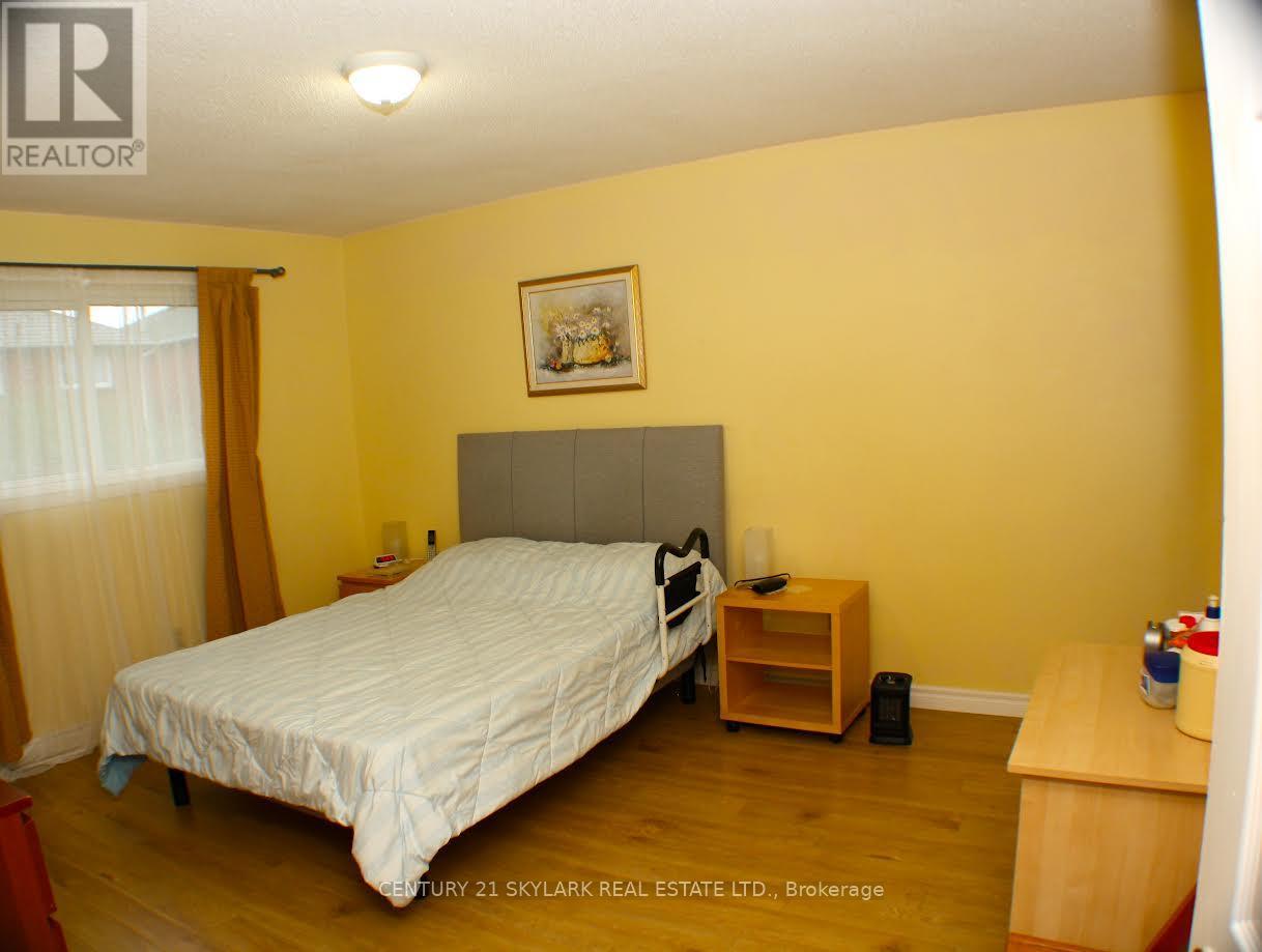 173 Lech Walesa Drive, Mississauga, Ontario  L5B 3H1 - Photo 10 - W13117136