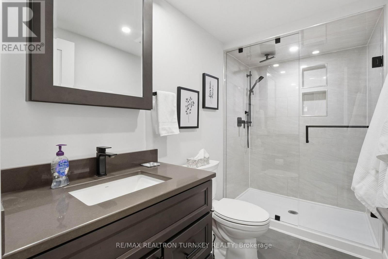 178 Parkview Crescent, Newmarket, Ontario L3Y 2C8 - Photo 24 - N13123958