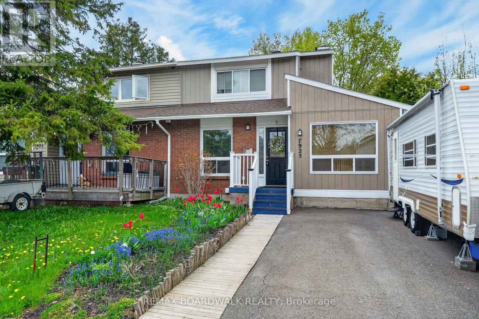7925 Jeanne D'arc Boulevard N, Ottawa, Ontario  K1C 2C7 - Photo 2 - X13001164