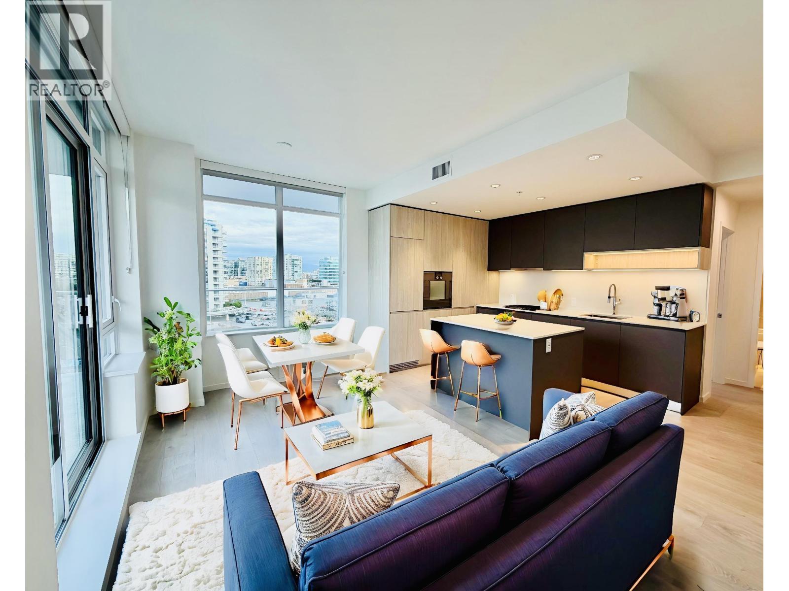701 6200 MINORU BOULEVARD, Richmond, British Columbia