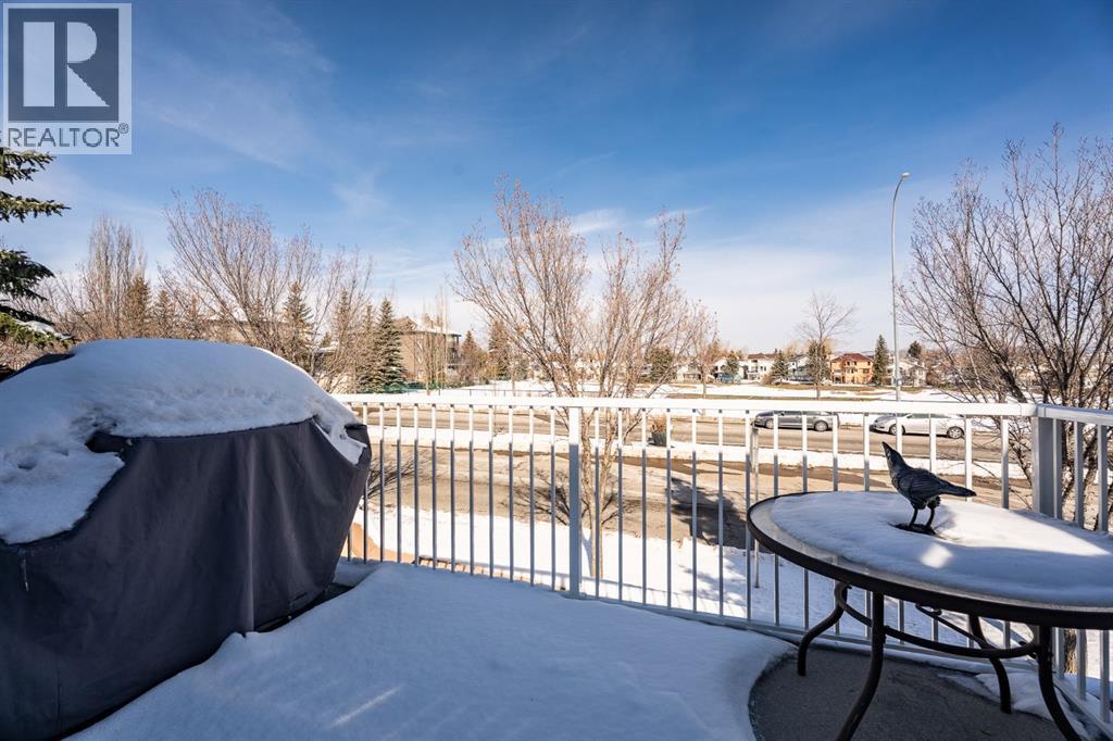 216 Valley Ridge Heights NW, Calgary, Alberta  T3B 5T3 - Photo 9 - A2297751