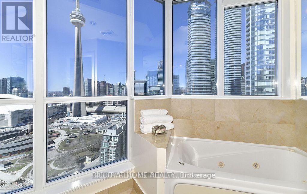 3511 - 208 Queens Quay W, Toronto, Ontario  M5J 2Y5 - Photo 12 - C13138656