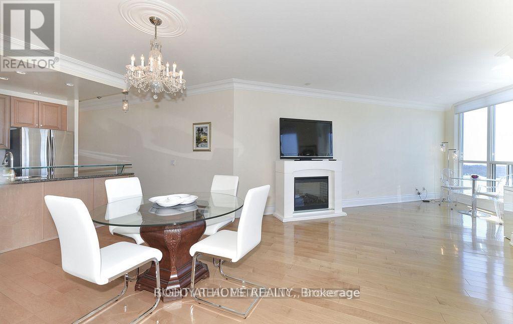 3511 - 208 Queens Quay W, Toronto, Ontario  M5J 2Y5 - Photo 7 - C13138656