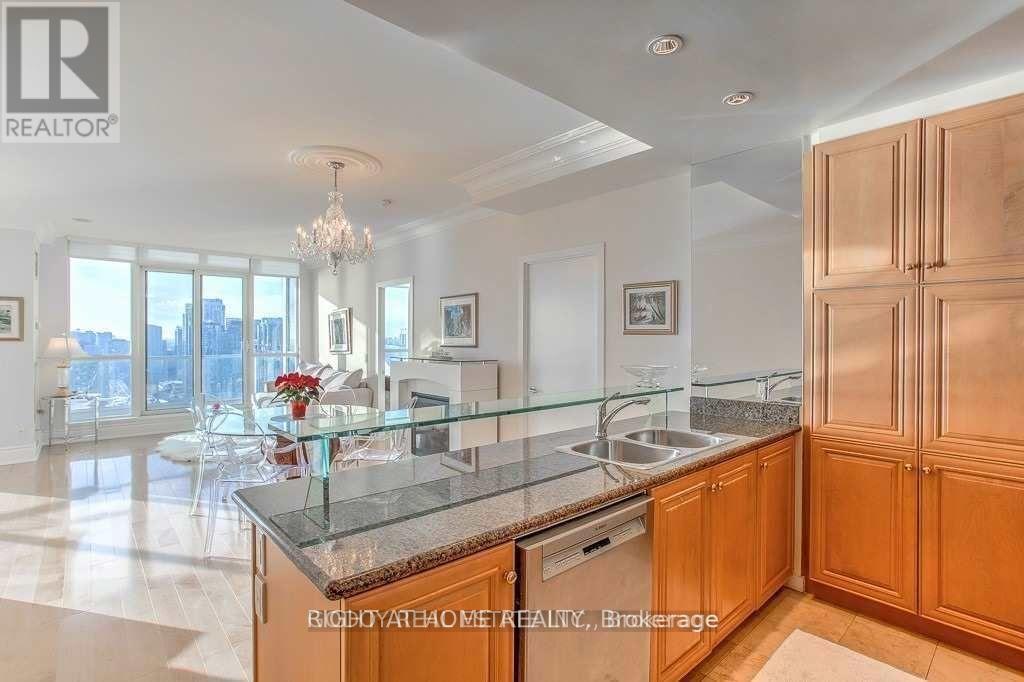 3511 - 208 Queens Quay W, Toronto, Ontario  M5J 2Y5 - Photo 8 - C13138656