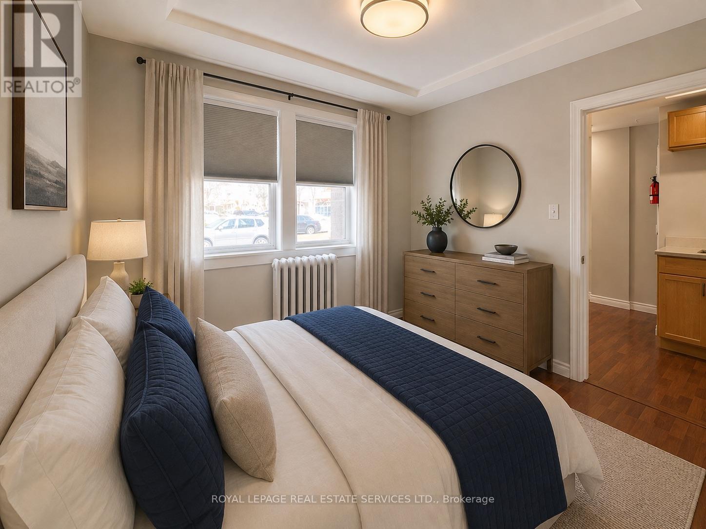 Main Floor - 186 Spadina Road, Toronto, Ontario  M5R 2T8 - Photo 18 - C13138658
