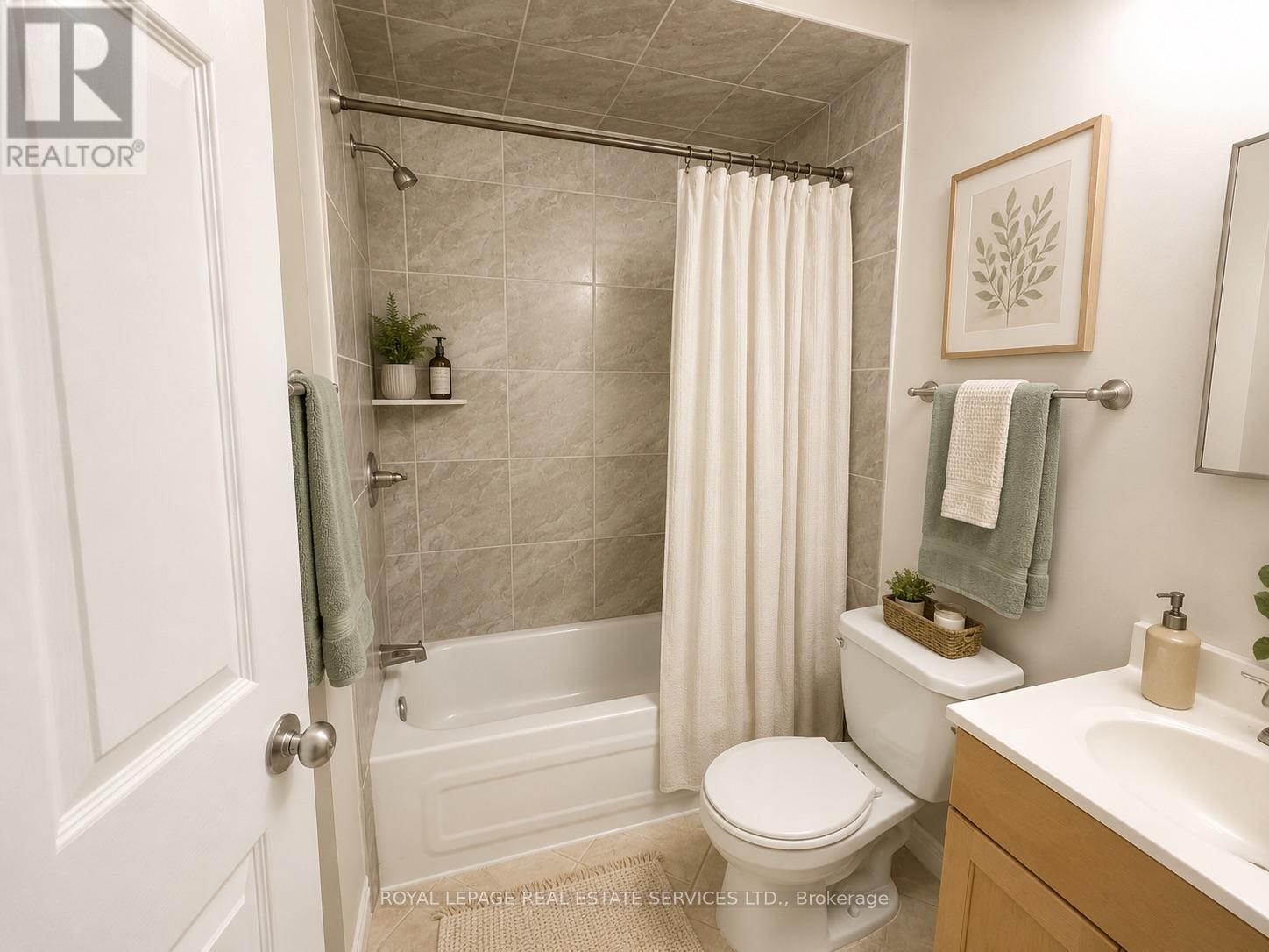 Main Floor - 186 Spadina Road, Toronto, Ontario  M5R 2T8 - Photo 24 - C13138658