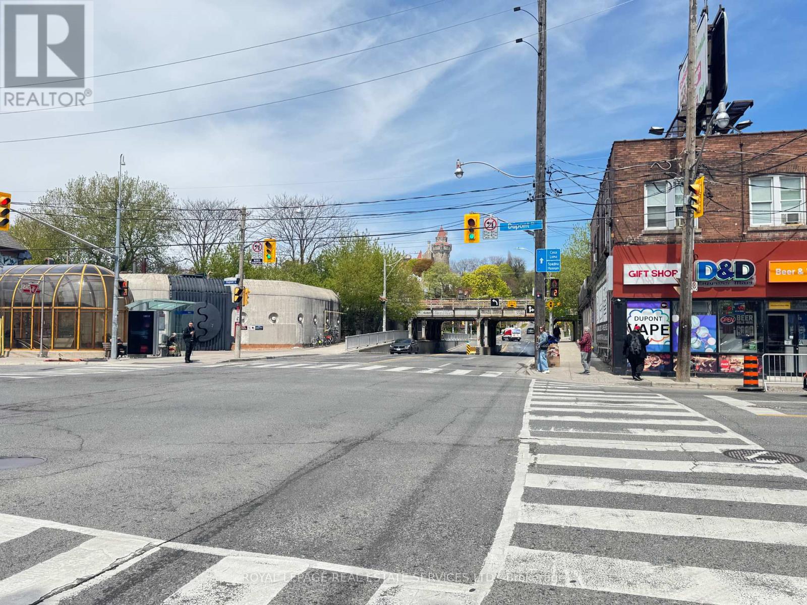 Main Floor - 186 Spadina Road, Toronto, Ontario  M5R 2T8 - Photo 32 - C13138658