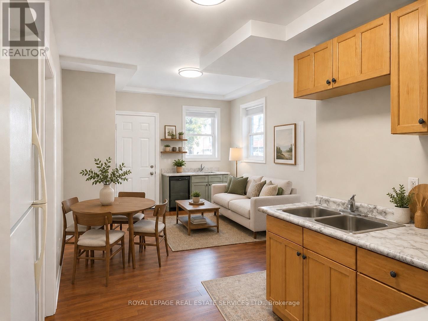 Main Floor - 186 Spadina Road, Toronto, Ontario  M5R 2T8 - Photo 4 - C13138658