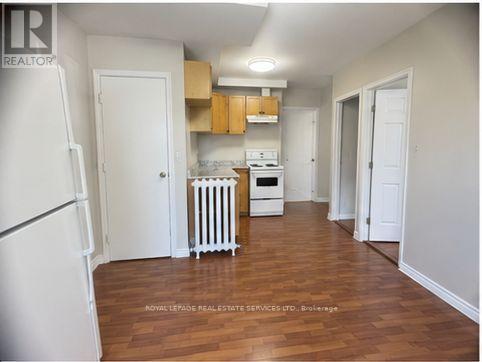 Main Floor - 186 Spadina Road, Toronto, Ontario  M5R 2T8 - Photo 5 - C13138658