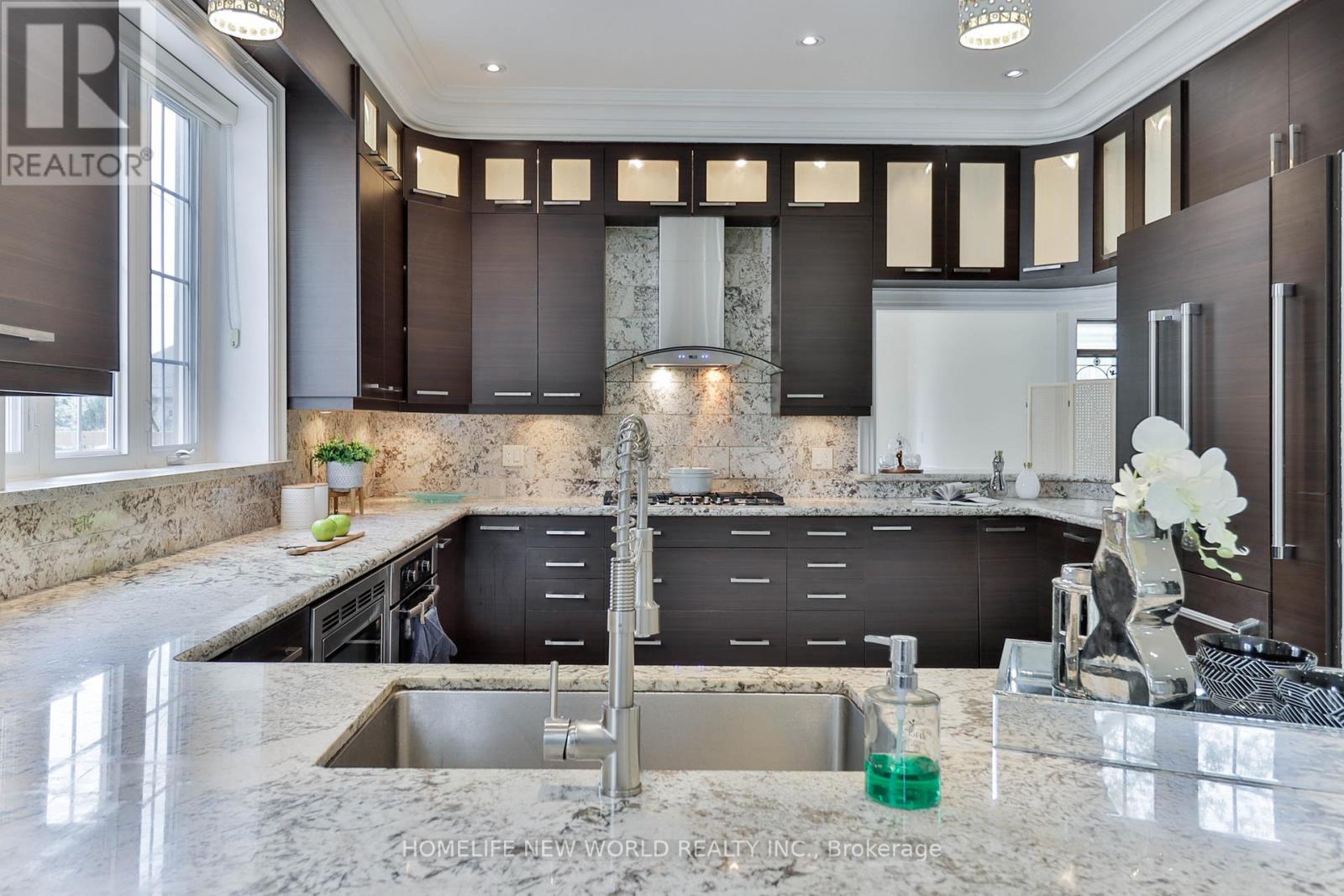 5 Oakcrest Avenue, Markham, Ontario L3R 2B7 - Photo 24 - N13040718