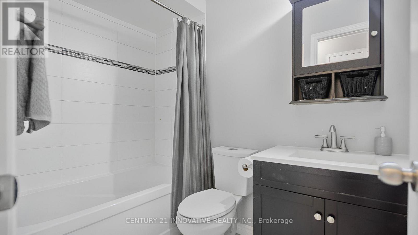 1730 Silver Maple Drive, Pickering, Ontario  L1V 6X9 - Photo 35 - E13138636