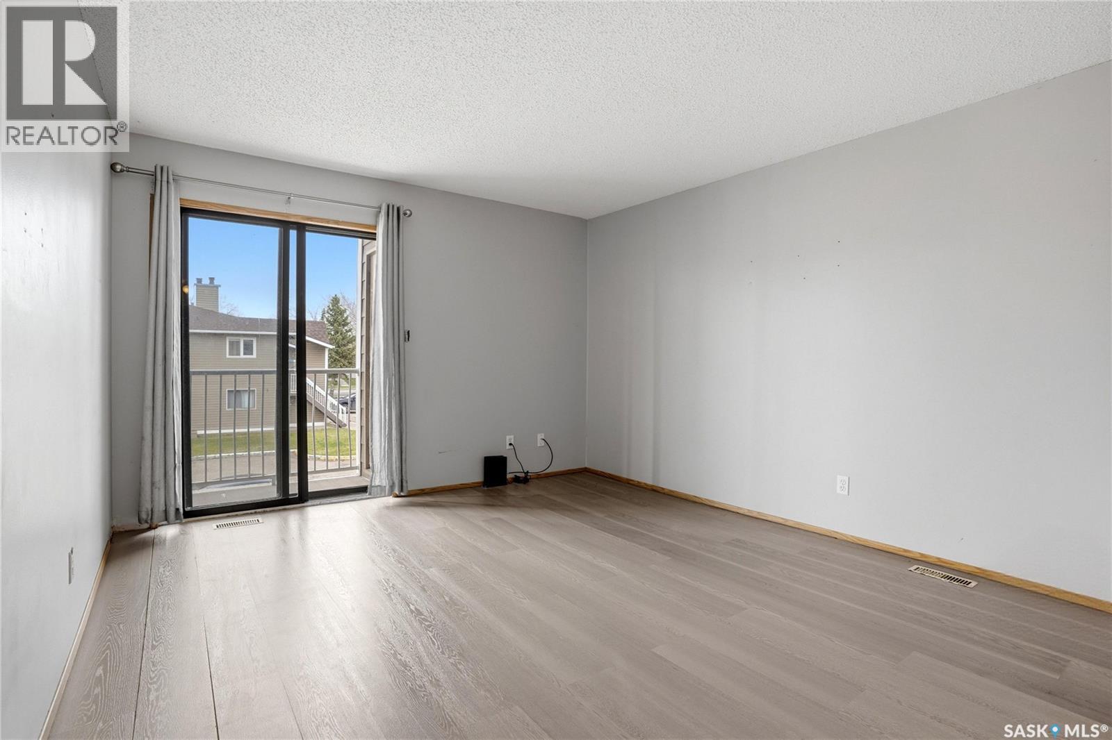 10 6575 Rochdale Boulevard, Regina, Saskatchewan  S4X 2Z1 - Photo 3 - SK035685