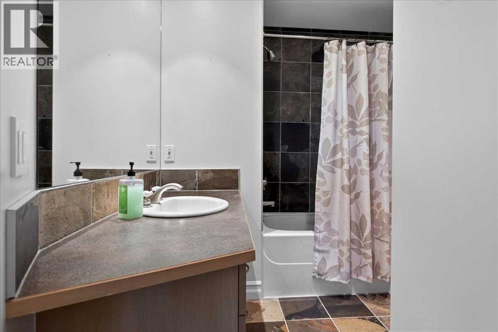 1805, 836 15 Avenue SW, Calgary, Alberta  T2R 1S2 - Photo 35 - A2277566