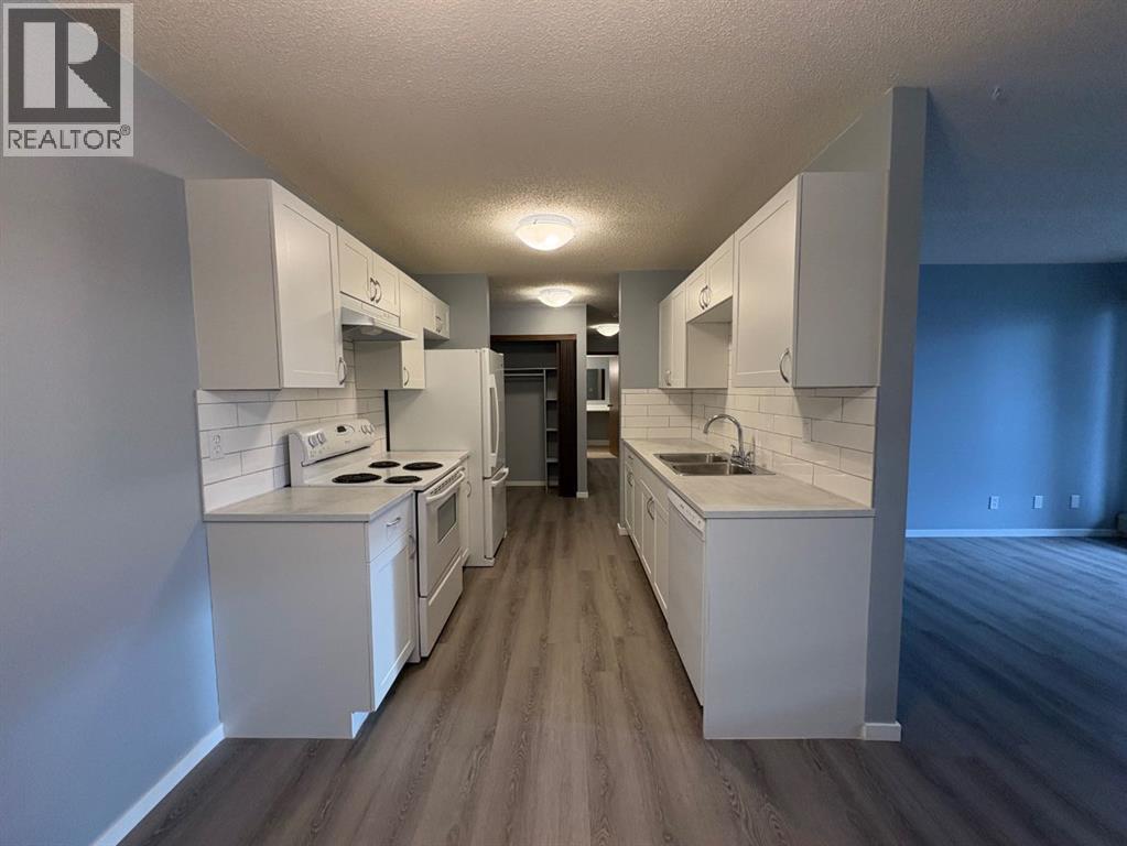 308, 85 Foxbend Crescent N, Lethbridge, Alberta  T1H 5T4 - Photo 7 - A2282359
