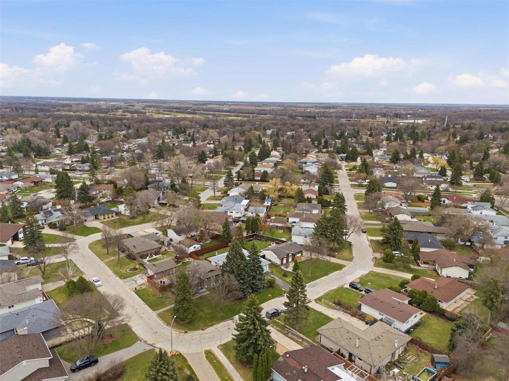 66 Wadham Bay, Winnipeg, Manitoba R3T 3K3 - Photo 32 - 202610737
