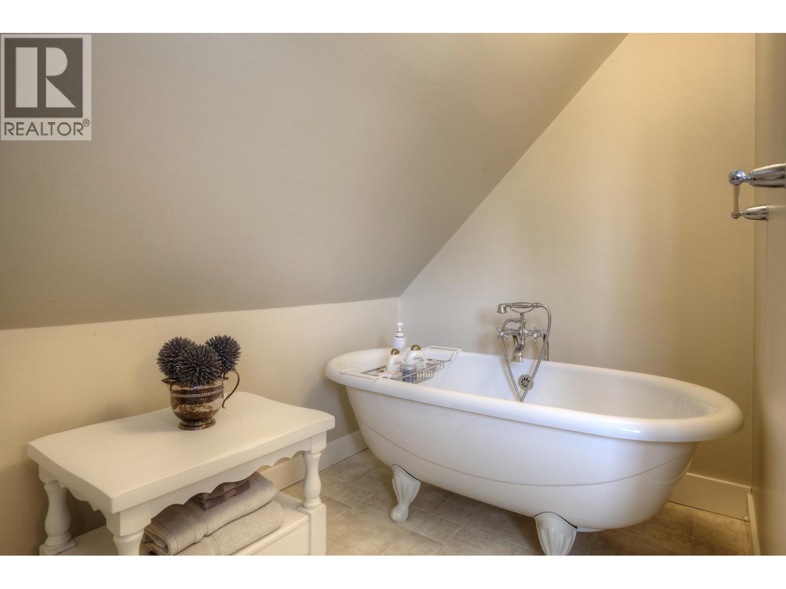 6416 Horsefly Landing Road, Horsefly, British Columbia  V0L 1L0 - Photo 22 - R3124527