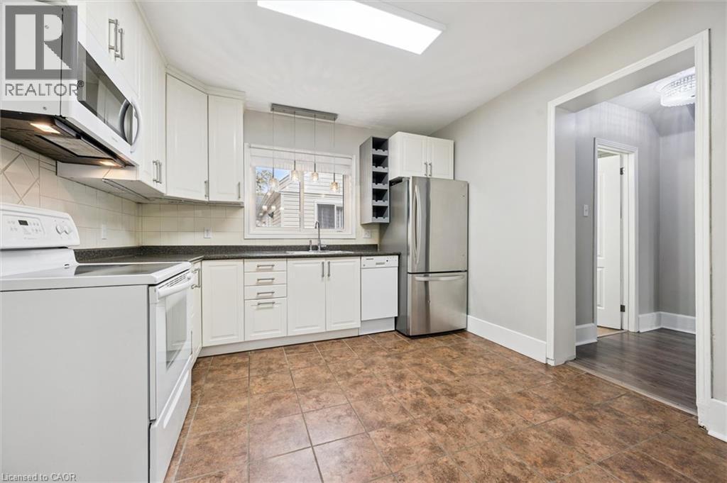 237 S Borden Avenue S, Kitchener, Ontario  N2G 3S1 - Photo 13 - 40830600
