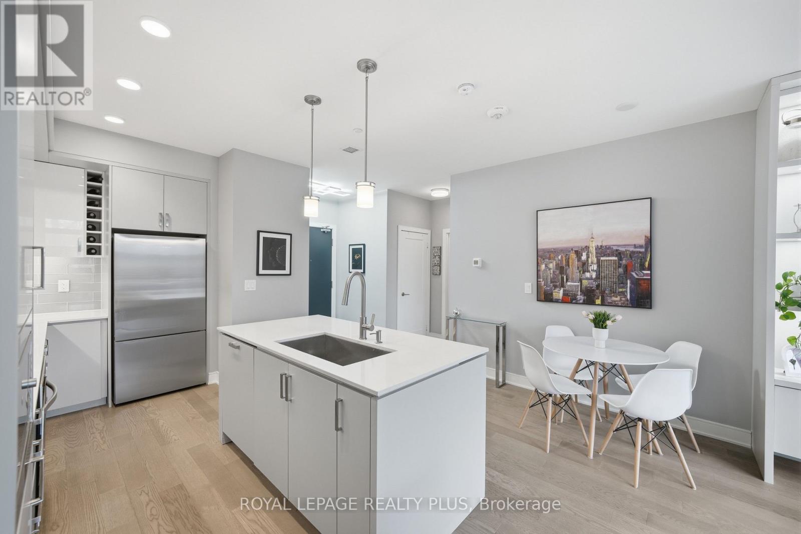 105 - 1575 Lakeshore Road W, Mississauga, Ontario  L5J 0B1 - Photo 7 - W13138634
