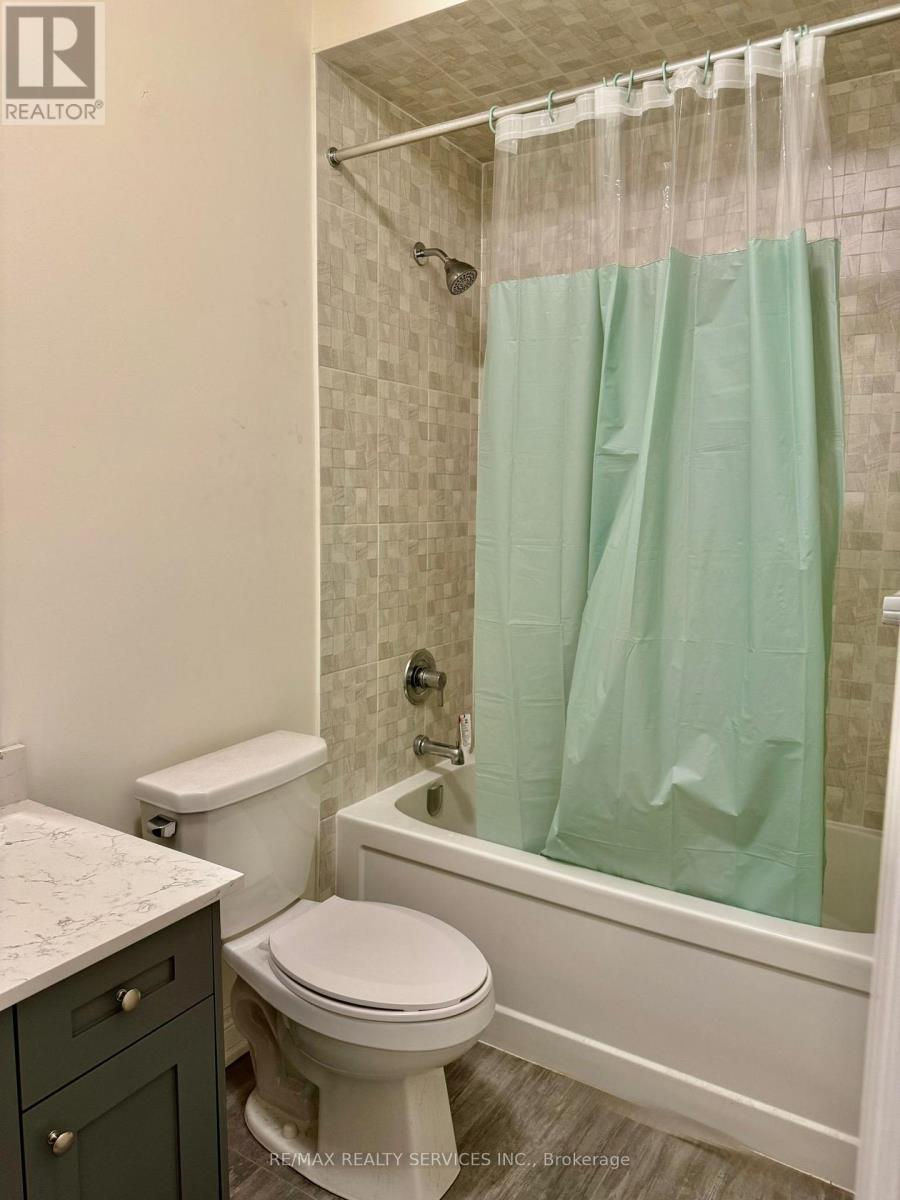 32 Midmorning Road, Brampton, Ontario  L6X 5R5 - Photo 12 - W13138652