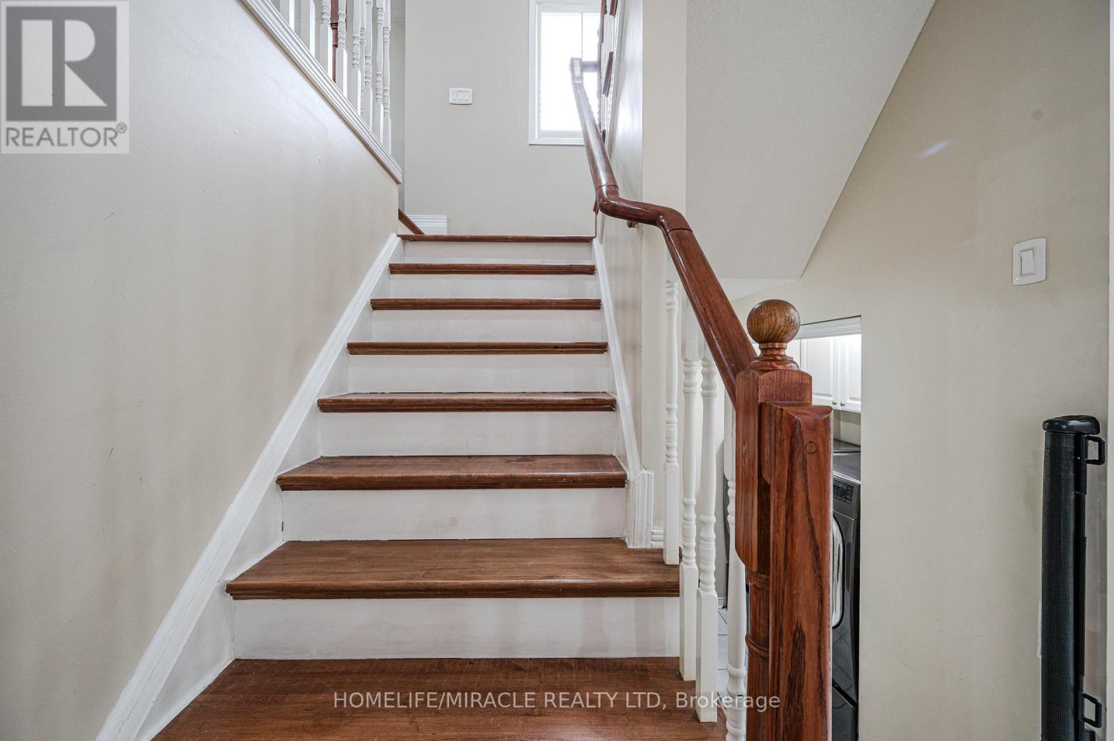 5342 Crane Court, Mississauga, Ontario  L5V 2C4 - Photo 23 - W13138660