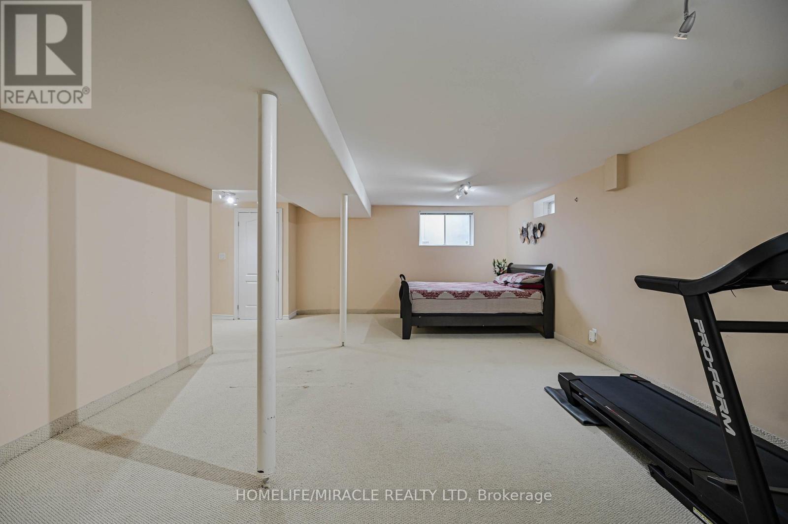 5342 Crane Court, Mississauga, Ontario  L5V 2C4 - Photo 39 - W13138660