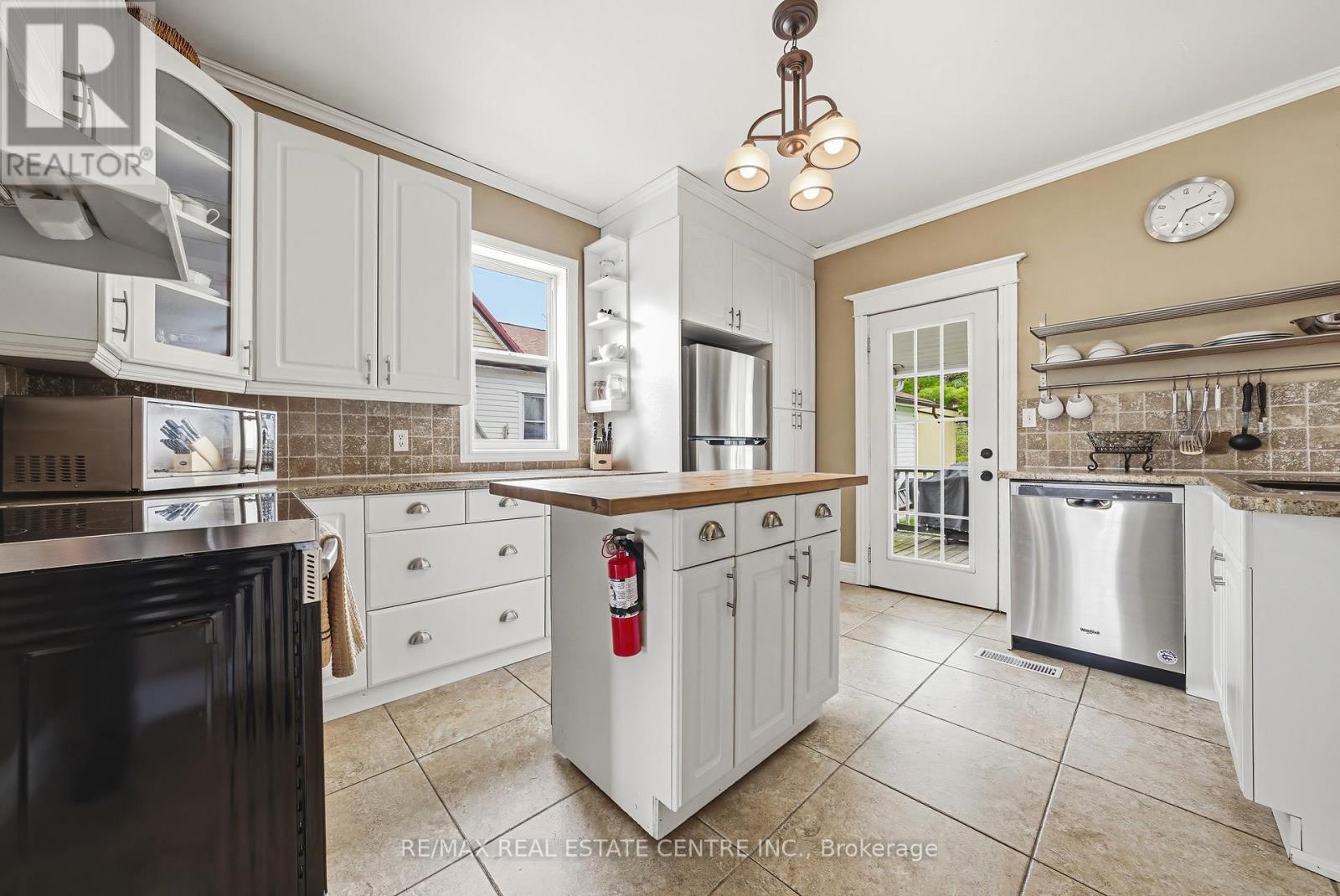 30 Grand Avenue, Haldimand, Ontario  N3W 2J5 - Photo 12 - X13138642