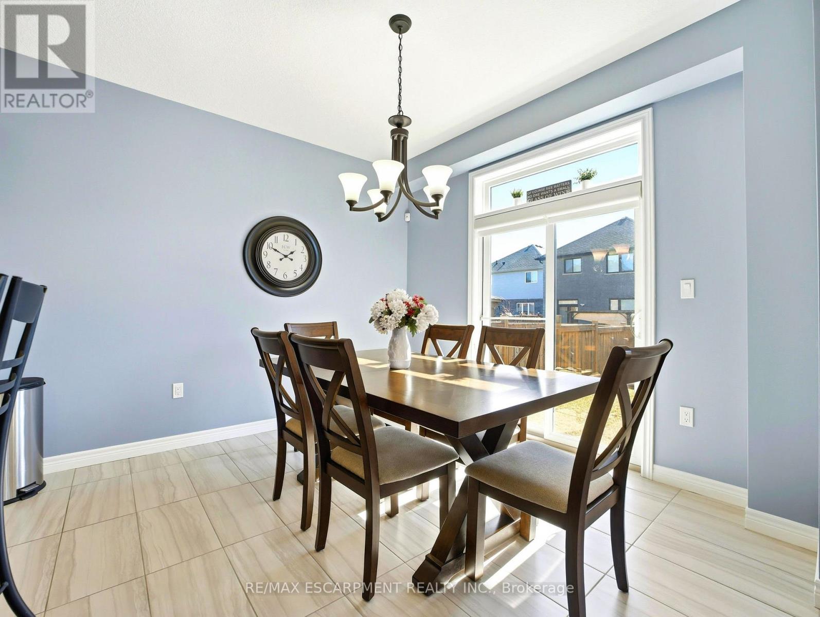 63 Festival Way, Hamilton, Ontario  L0R 1C0 - Photo 13 - X12878278