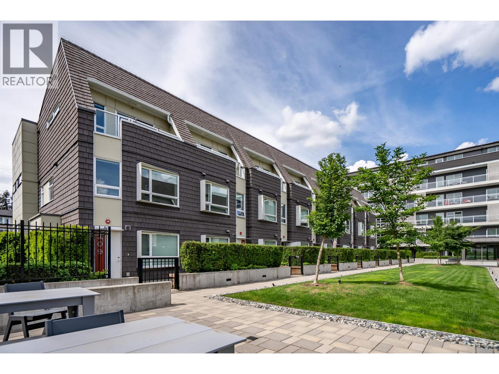 109 12040 PLAZA STREET, Maple Ridge, British Columbia