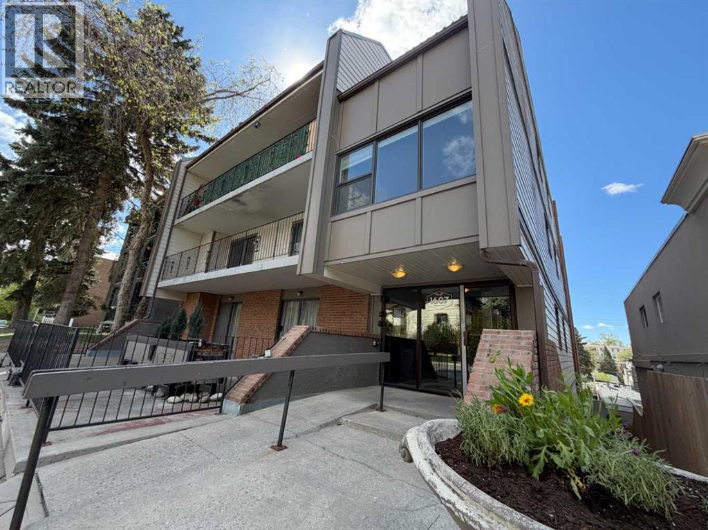 2, 1607 26 Avenue SW, Calgary, Alberta  T2T 1C7 - Photo 1 - A2310026