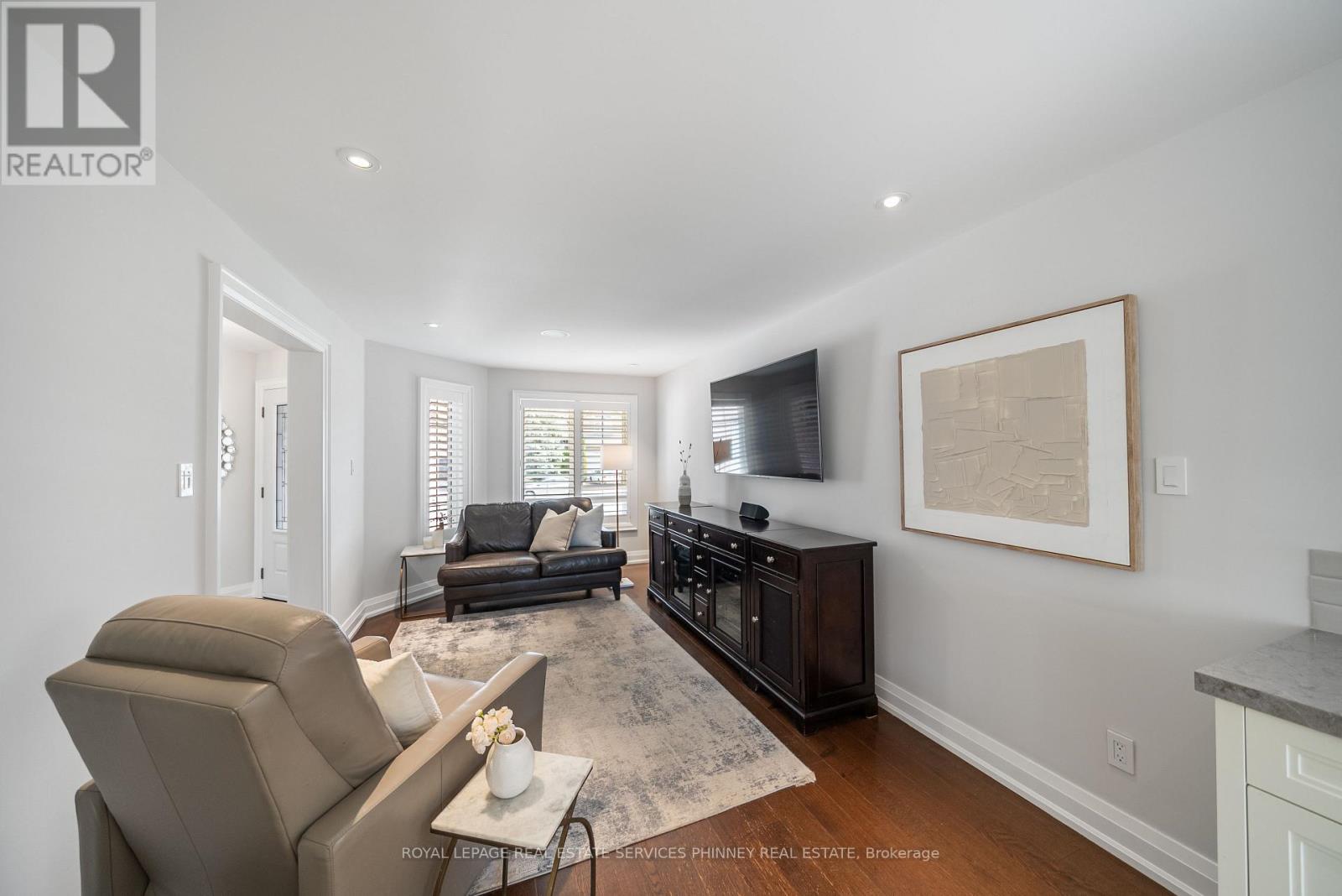 2400 Eden Valley Drive, Oakville, Ontario  L6H 6K9 - Photo 9 - W12965414