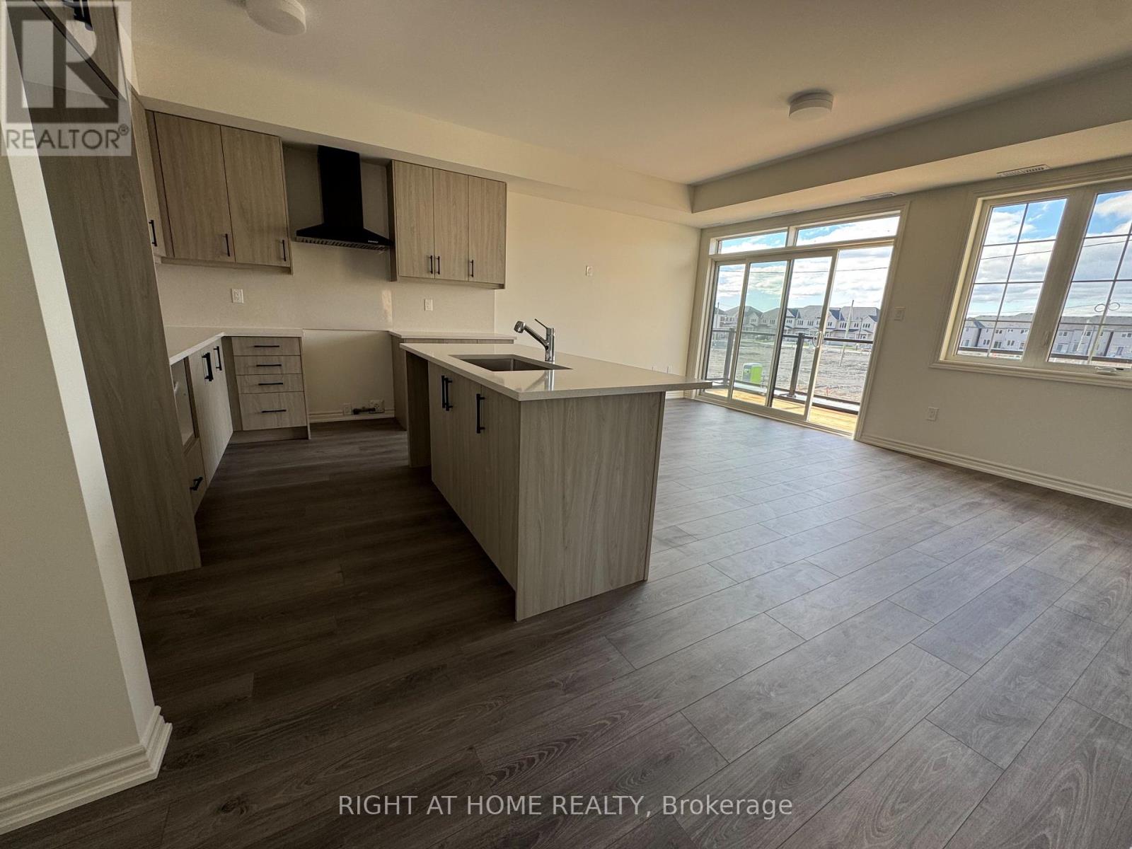 62 Debois St 2nd Unit Street, Kawartha Lakes, Ontario K9V 6A9 - Photo 13 - X13131504