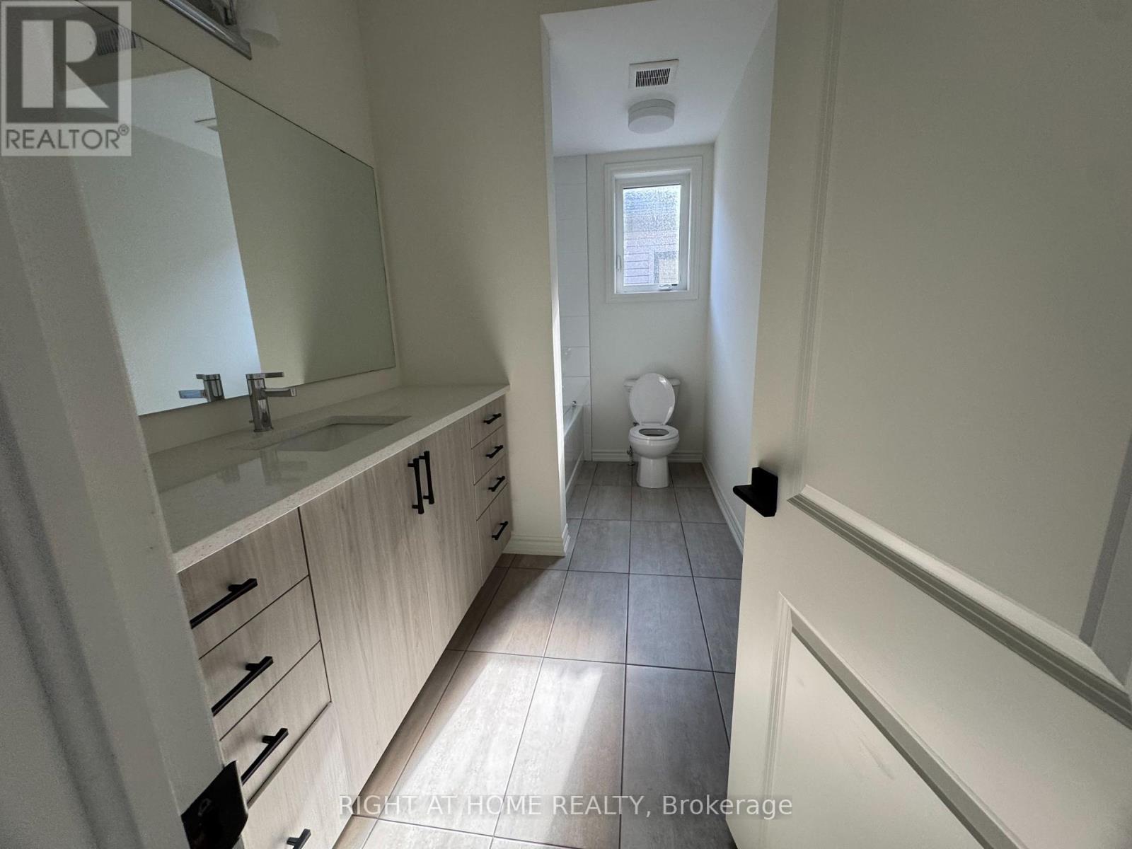 62 Debois St 2nd Unit Street, Kawartha Lakes, Ontario K9V 6A9 - Photo 16 - X13131504
