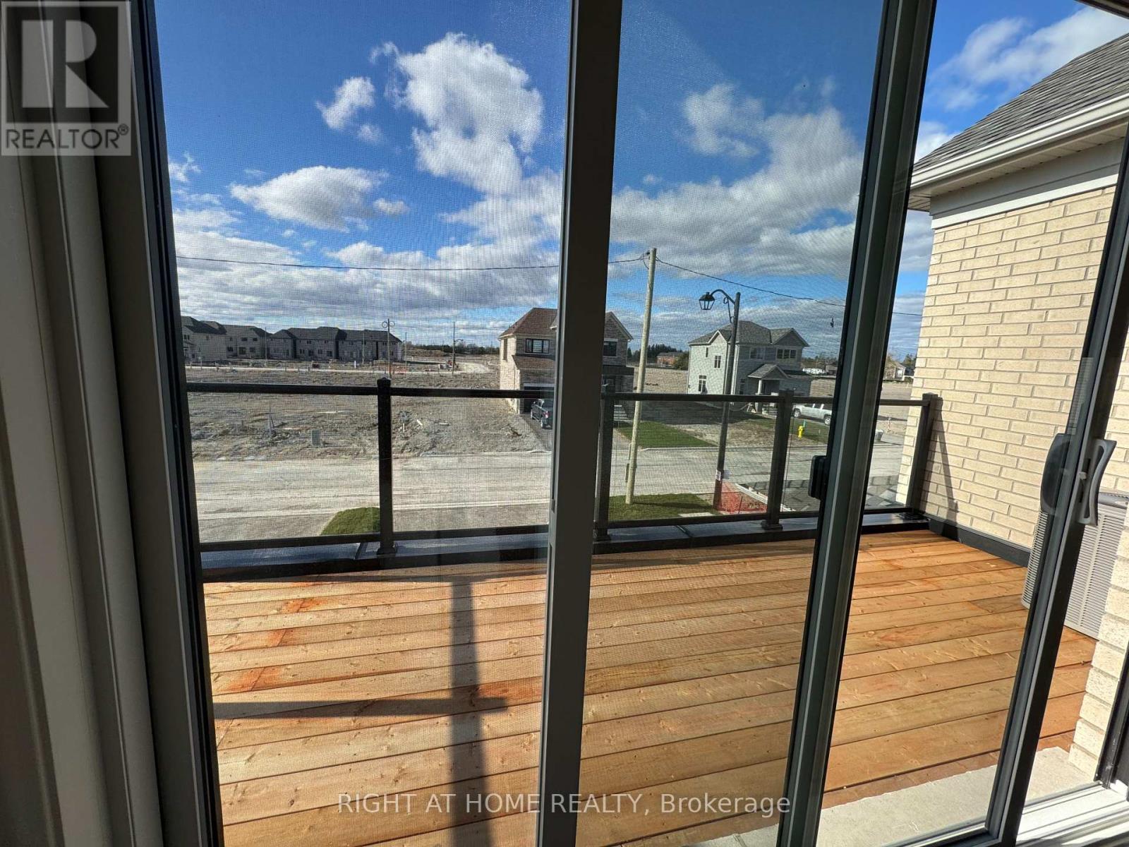 62 Debois St 2nd Unit Street, Kawartha Lakes, Ontario K9V 6A9 - Photo 10 - X13131504