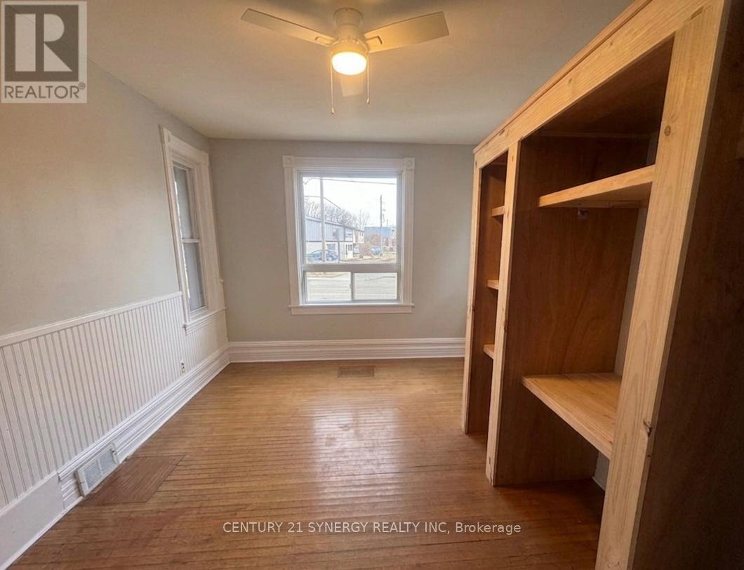 164 Chambers Street, Smiths Falls, Ontario  K7A 2Z4 - Photo 12 - X12925336