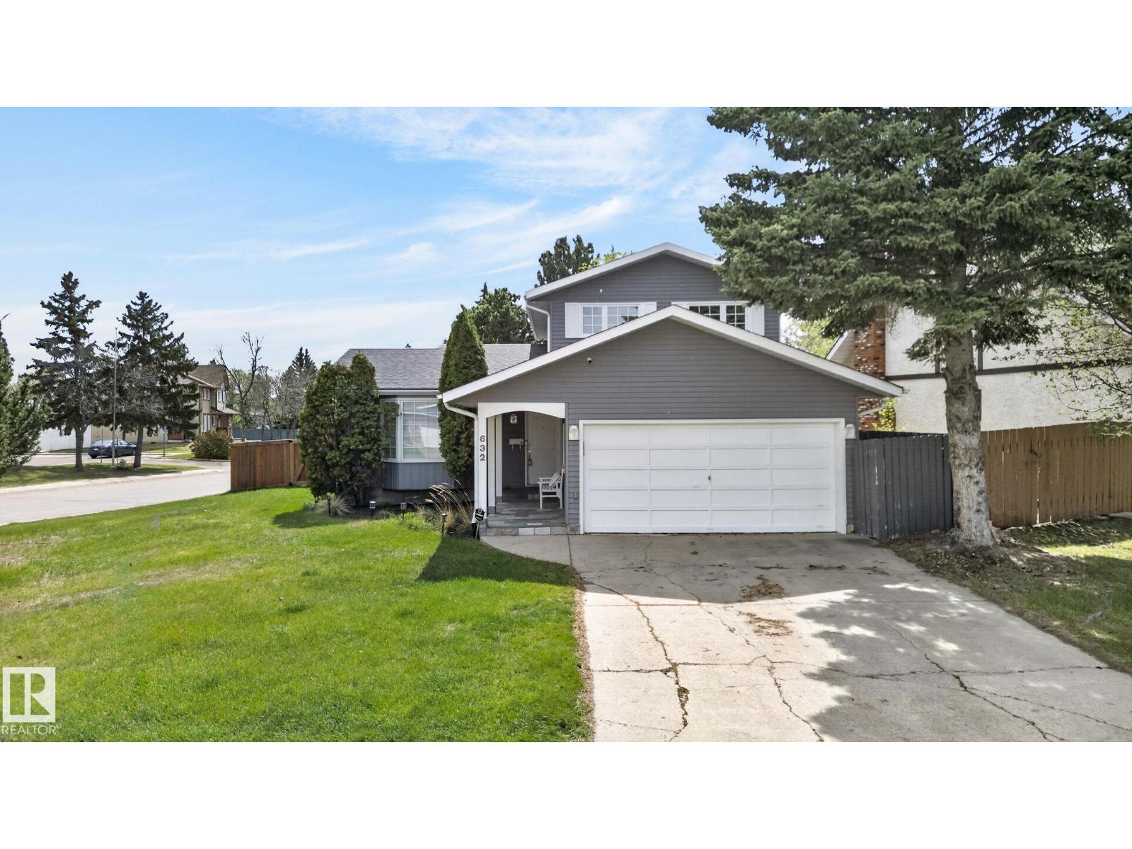 632 Wahstao Rd NW, Edmonton, Alberta  T5T 2Y4 - Photo 2 - E4477447