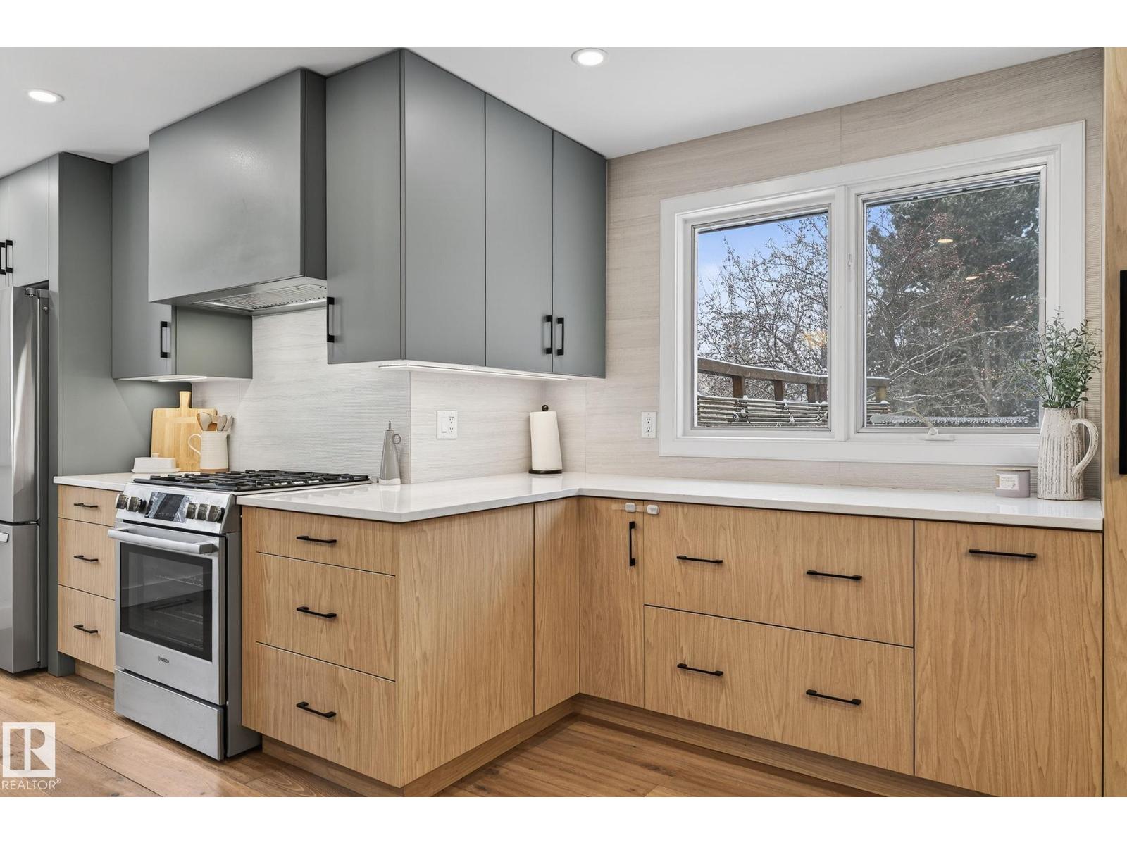 632 Wahstao Rd NW, Edmonton, Alberta  T5T 2Y4 - Photo 19 - E4477447