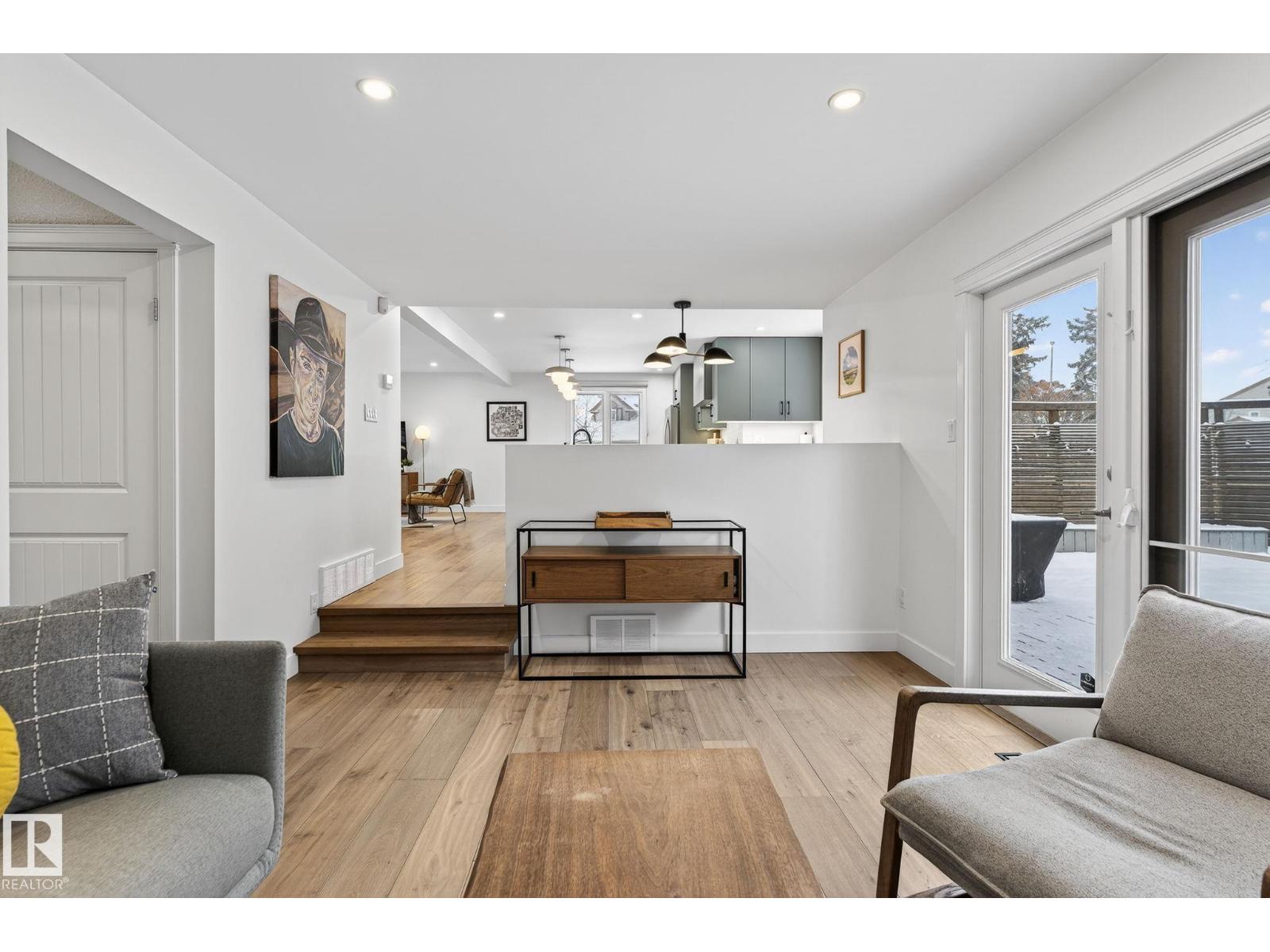 632 Wahstao Rd NW, Edmonton, Alberta  T5T 2Y4 - Photo 28 - E4477447