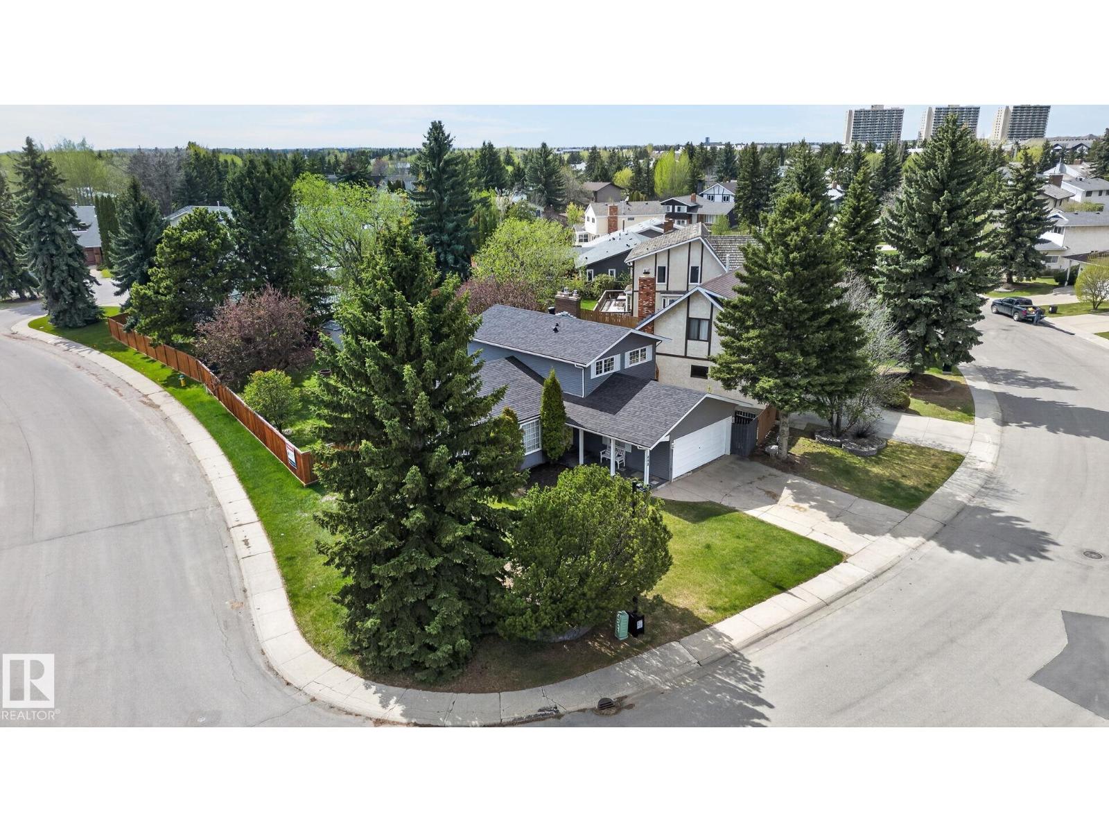 632 Wahstao Rd NW, Edmonton, Alberta  T5T 2Y4 - Photo 59 - E4477447