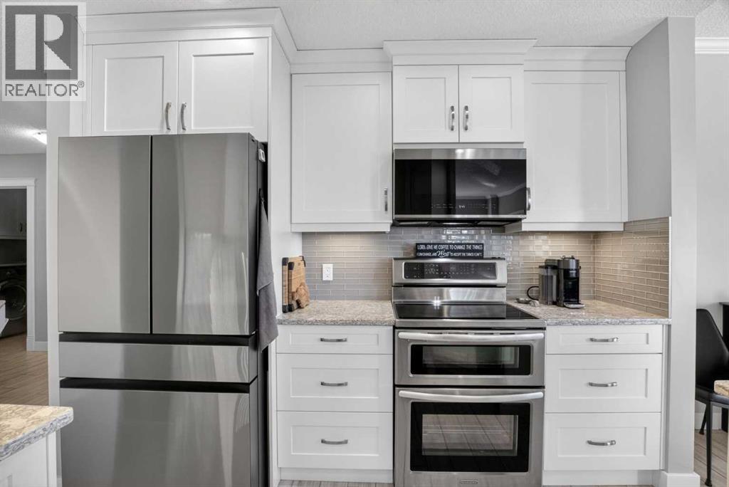202, 200 Patina Court SW, Calgary, Alberta  T3H 4K9 - Photo 8 - A2308992