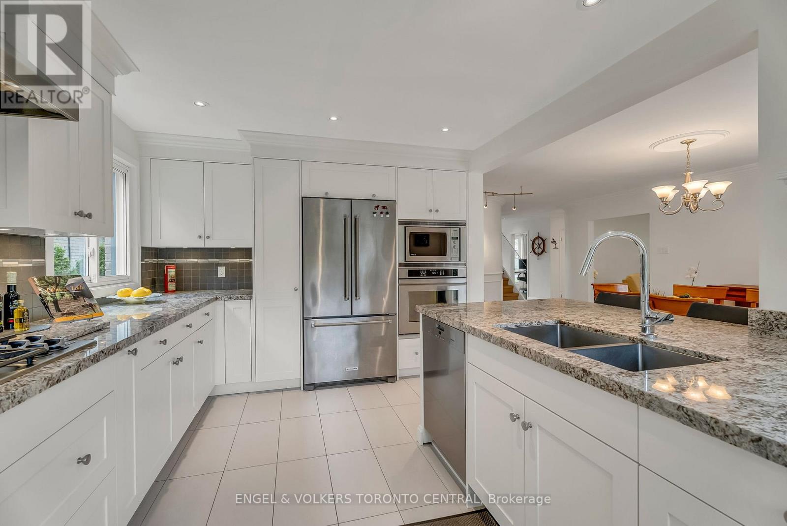 170 Fenn Avenue, Toronto, Ontario  M2P 1X9 - Photo 14 - C13138676